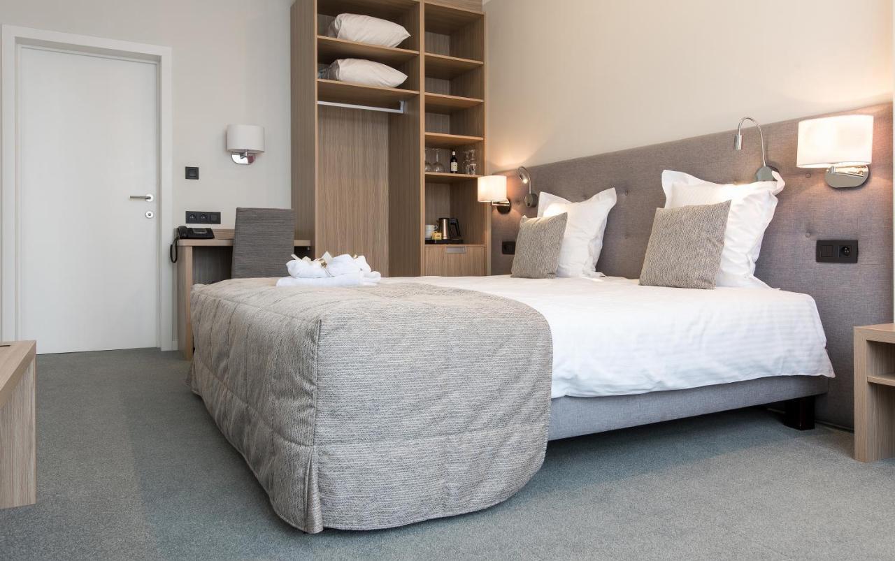 Hotel Boomgaard Lanaken Eksteriør billede