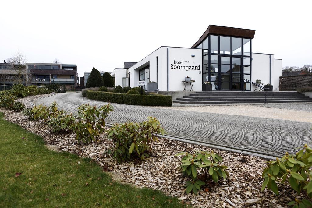 Hotel Boomgaard Lanaken Eksteriør billede